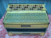Баян «Hohner» (желтый перламутр). Заказной,  52х80б